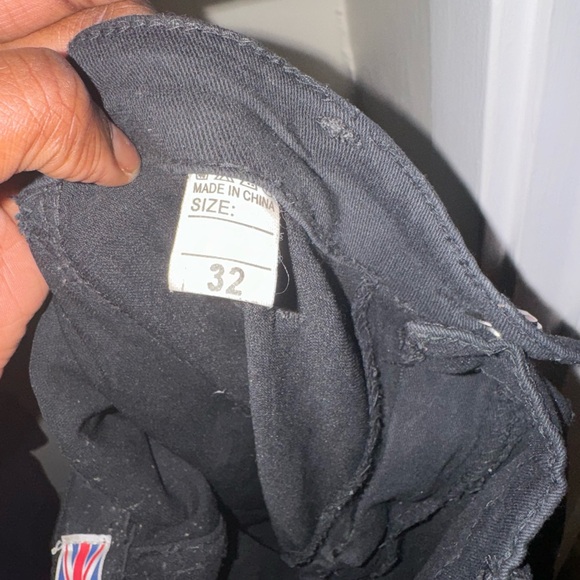 Women Jean - Picture 3 of 3